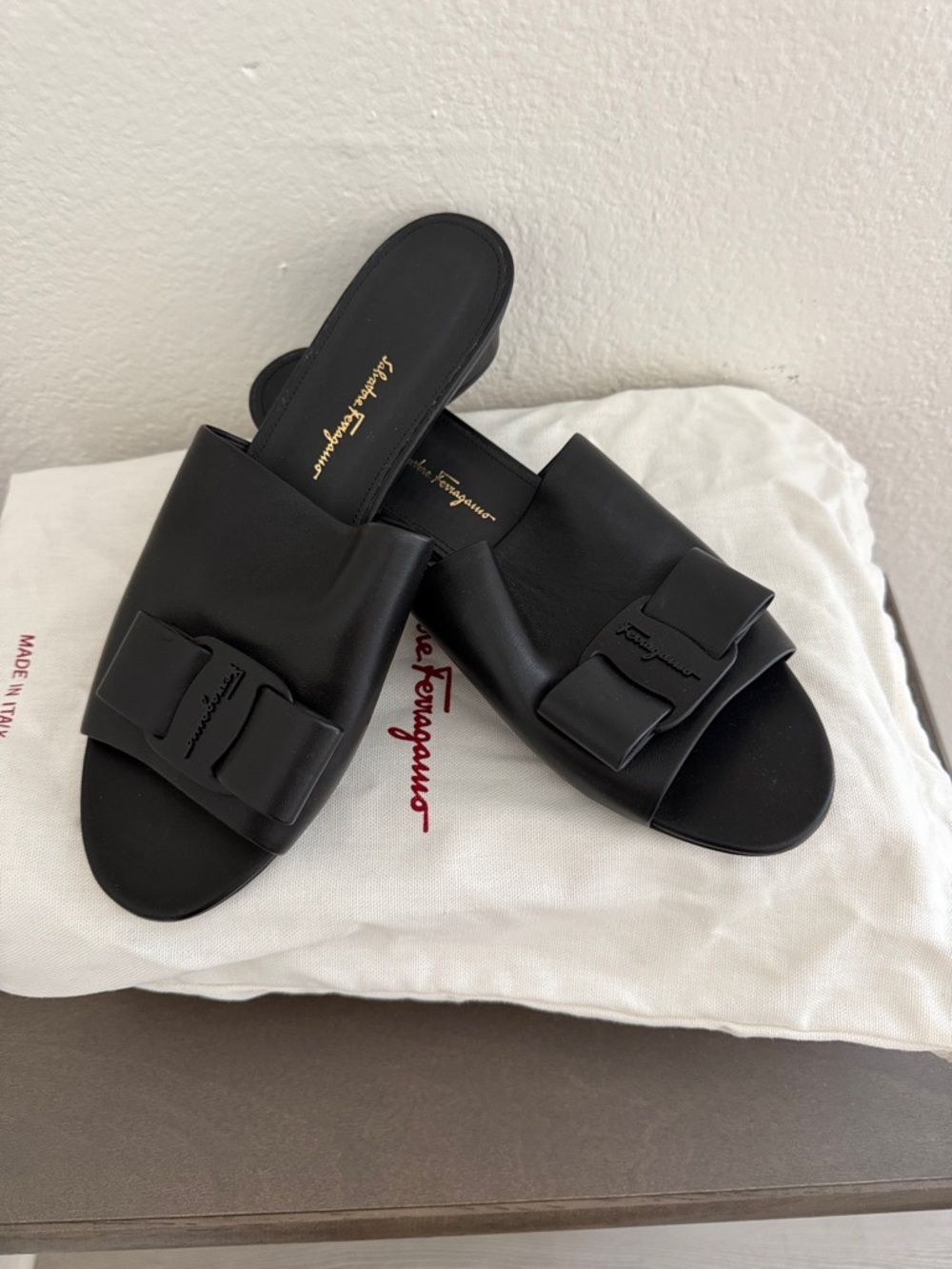 Salvatore Ferragamo Black Leather Valery Slide Mules